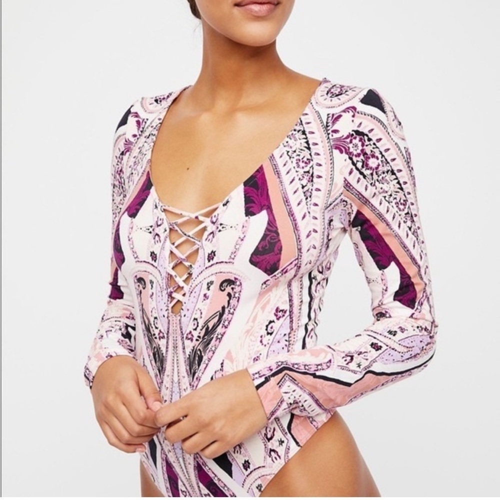 Free People Pick a Place Bodysuit Top Pink Purple Long Sleeve - Picture 15 of 15